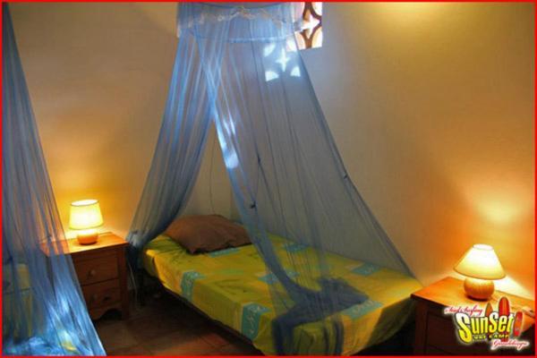 Albergue Sunset Surf Camp Saint-Francois  Exterior foto